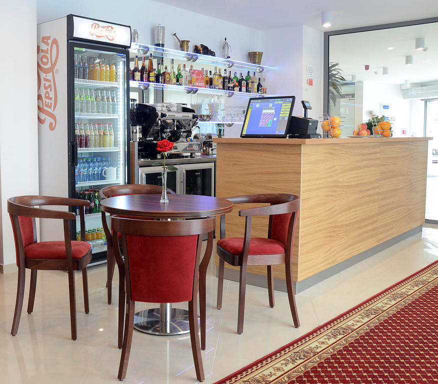 Hotel Belier เปรเชา ภายนอก รูปภาพ